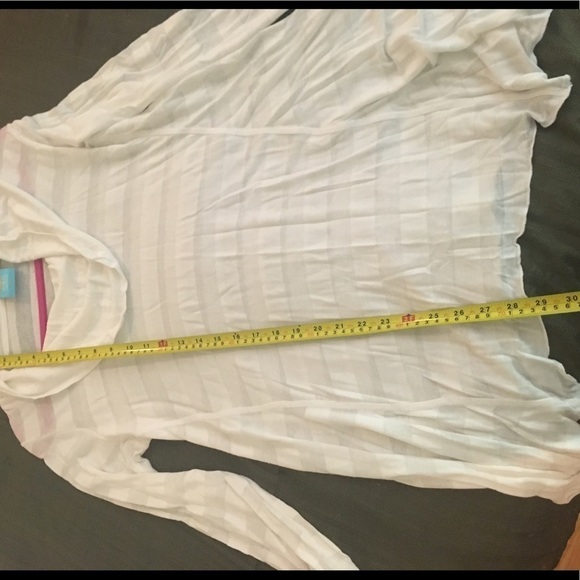 C&C California Tunic Top White Medium - Picture 3 of 6